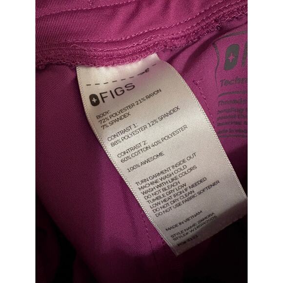 FIGS scrub set XS Top S Bottom - Picture 4 of 7